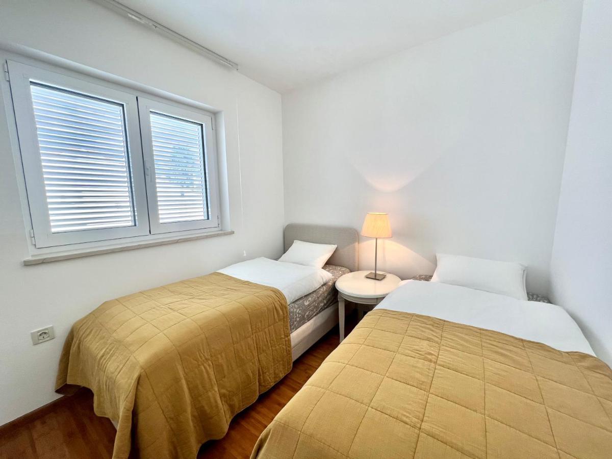 Apartment Golden View Dramalj Exteriör bild